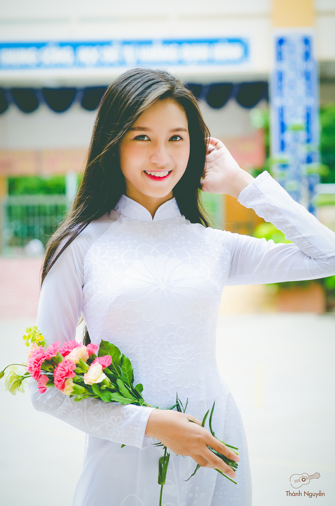 丰满少妇对白在线偷拍